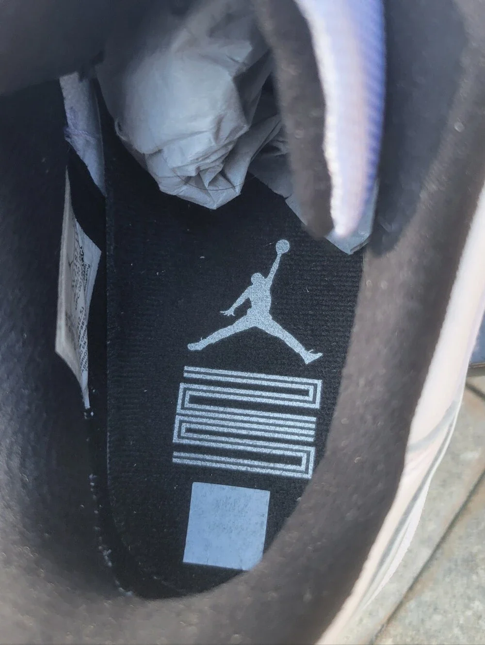 Jordan 11 Retro  Low 'Legend Blue'